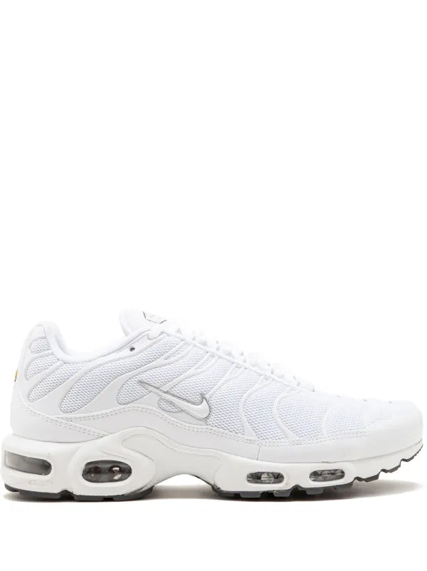 Nike
Air Max Plus "Triple White" sneakers