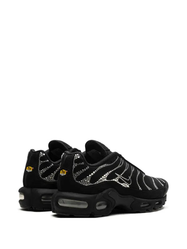 Nike
x Swarovski Air Max Plus sneakers