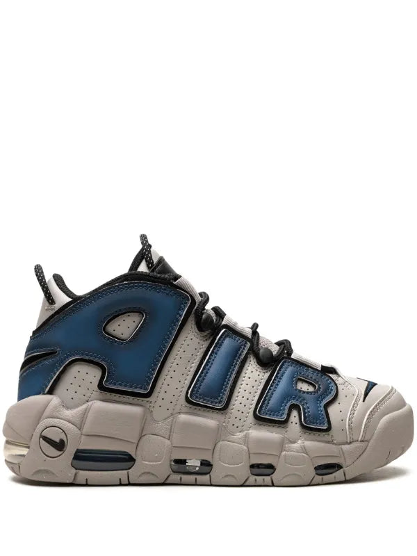 Nike
Air More Uptempo '96 sneakers