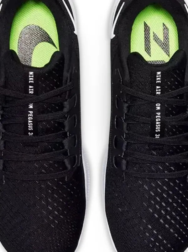 Nike
Air Zoom Pegasus 39 TB "Black White" sneakers