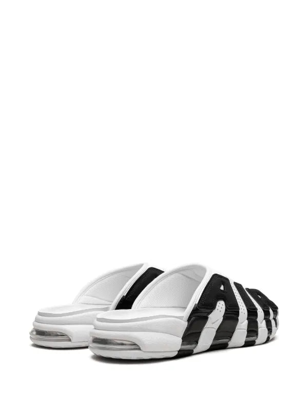 Nike
Air More Uptempo slides
