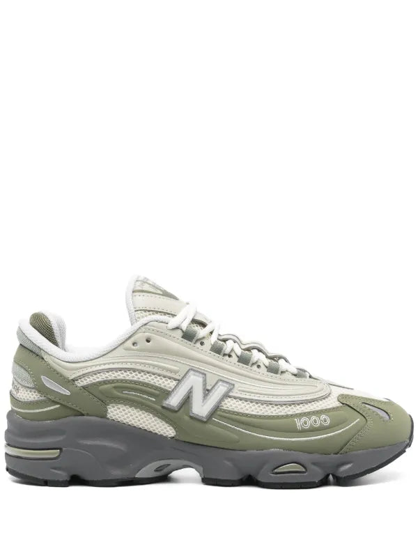 New Balance
1000 sneakers