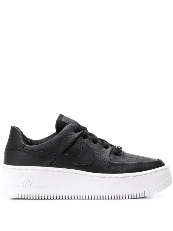 Nike
Nike Air Force 1 Sage sneakers