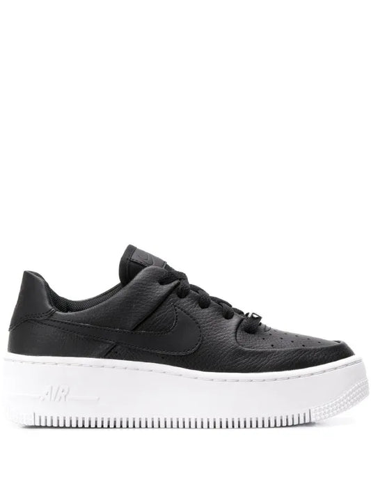 Nike
Nike Air Force 1 Sage sneakers