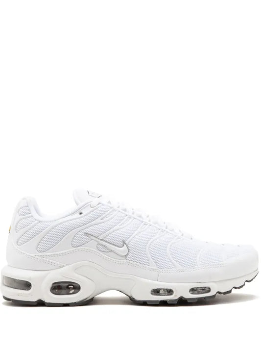 Nike
Air Max Plus "Triple White" sneakers