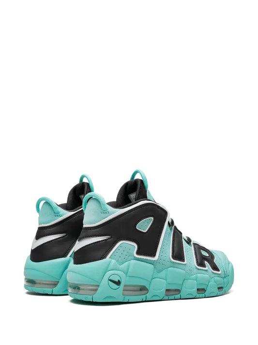 Nike
Air More Uptempo 96 QS "Light Aqua" sneakers
