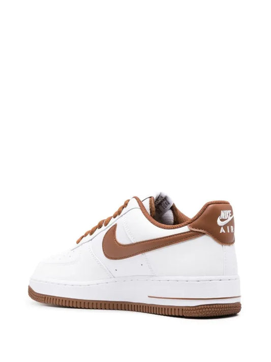 Nike
Air Force 1 '07 "Pecan" sneakers