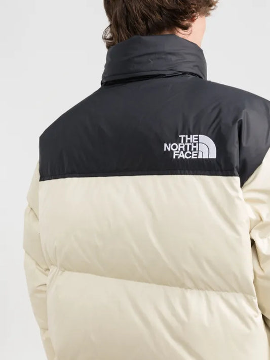 The North Face
panelled logo puffer jacket